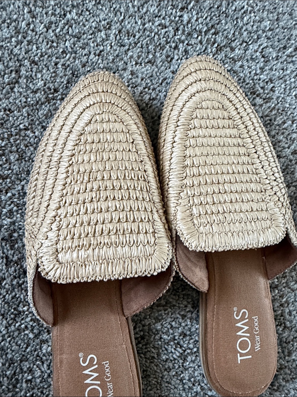 TOMS Tan Woven Slip-On Mule Flats size 7.5 BRAND NEW - Picture 4 of 6